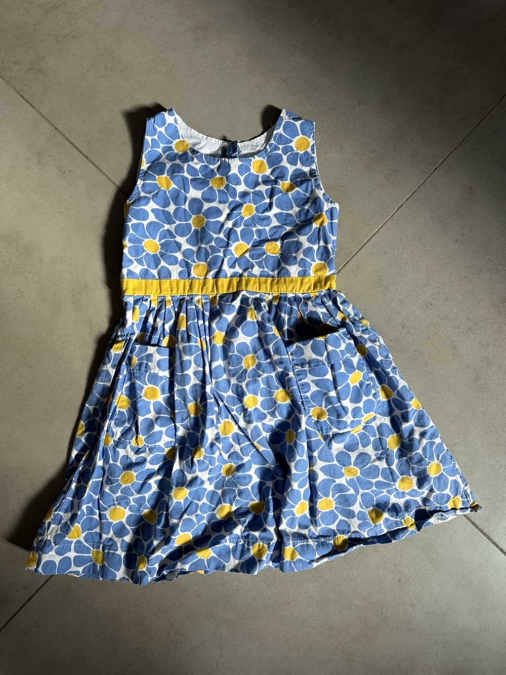 Mini Boden 4-5Y Blue & Yellow Daisy Floral Dress pockets